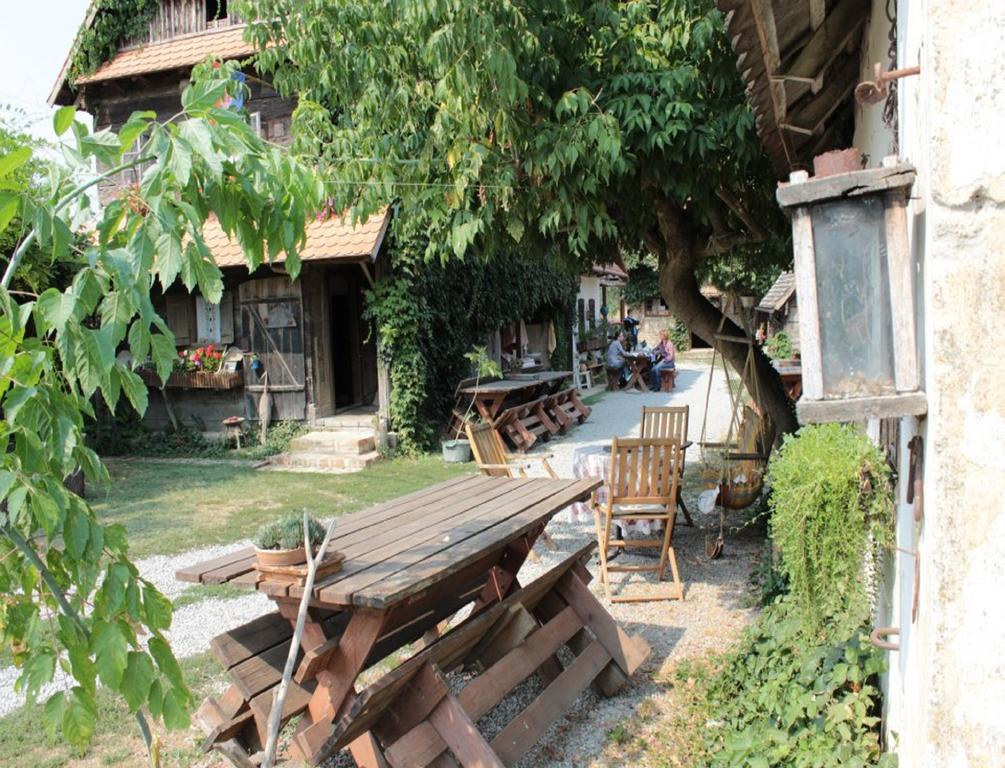 Rural Tourism Family Ravlic Konuk evi Muzilovcica Dış mekan fotoğraf